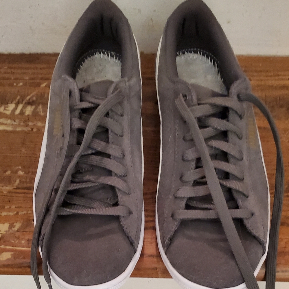 Size 9 - PUMA Vikky Grey Women's Sneakers - 370204-04